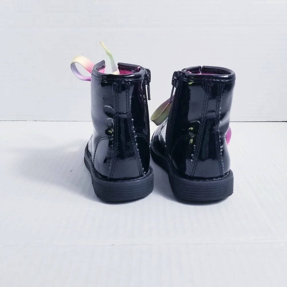 THE CHILDREN'S PLACE BABY GIRL'S SHINY BLACK BOOTS WITH RAINBOW LACES SIZE 6